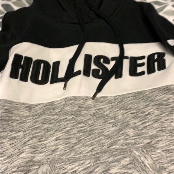 Sweatshirt - Picture 3 of 3